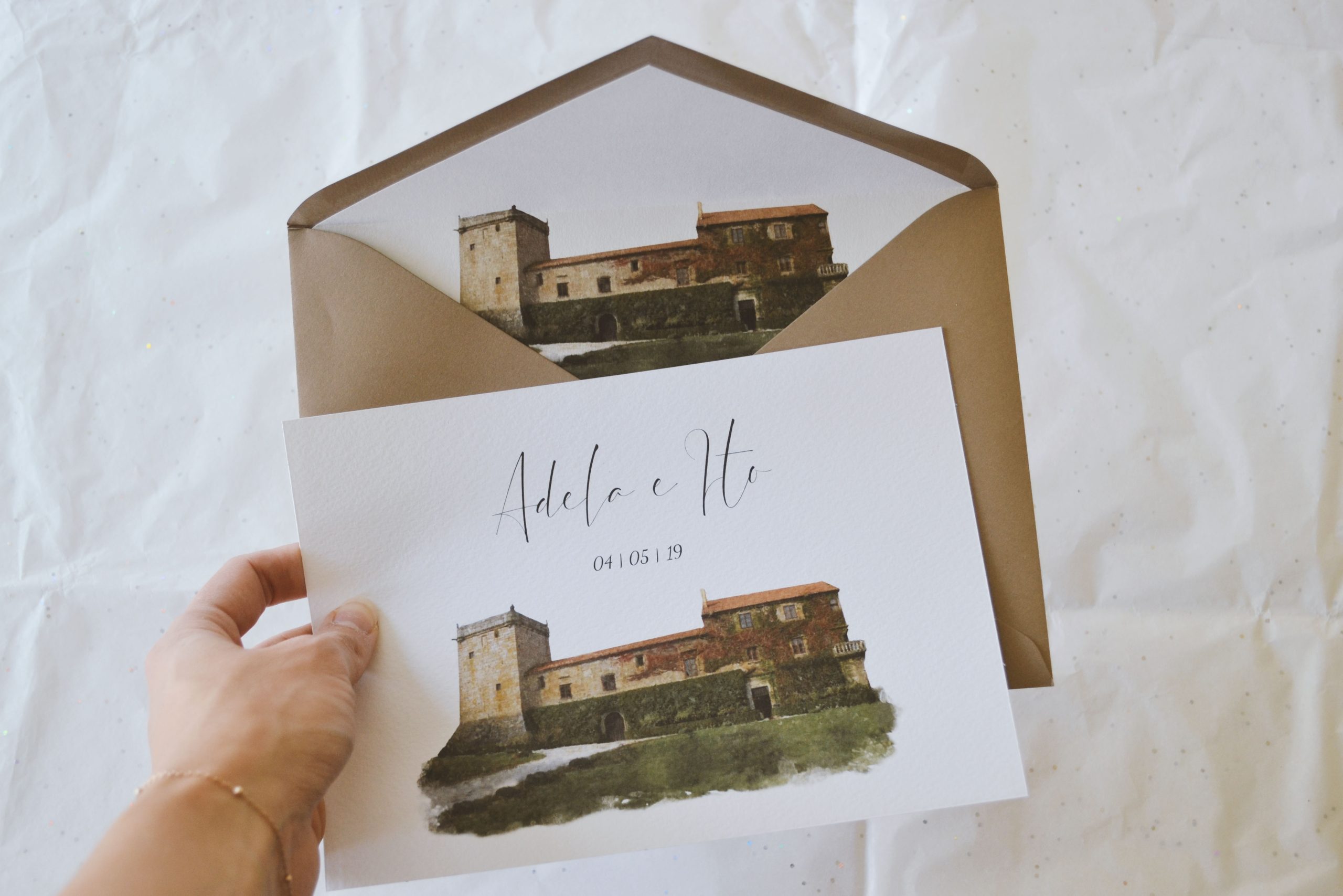 Invitación con ilustración realista digital